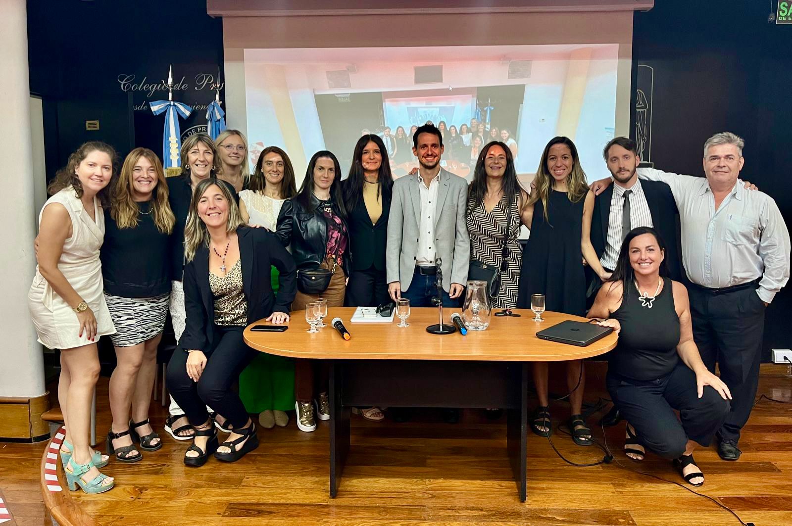 PRIMER REUNIÓN ANUAL ABIERTA, GRATUITA E INTERDISCIPLINARIA DEL INSTITUTO DE DERECHO DE SALUD